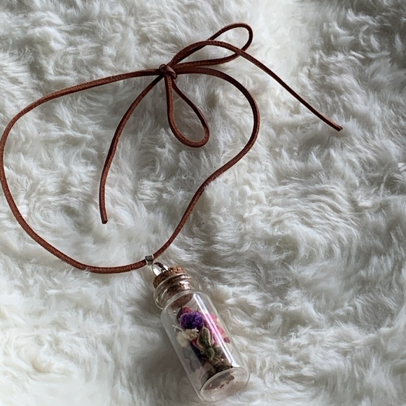 Genuine leather flower choker necklace OOAK - Picture 4 of 11